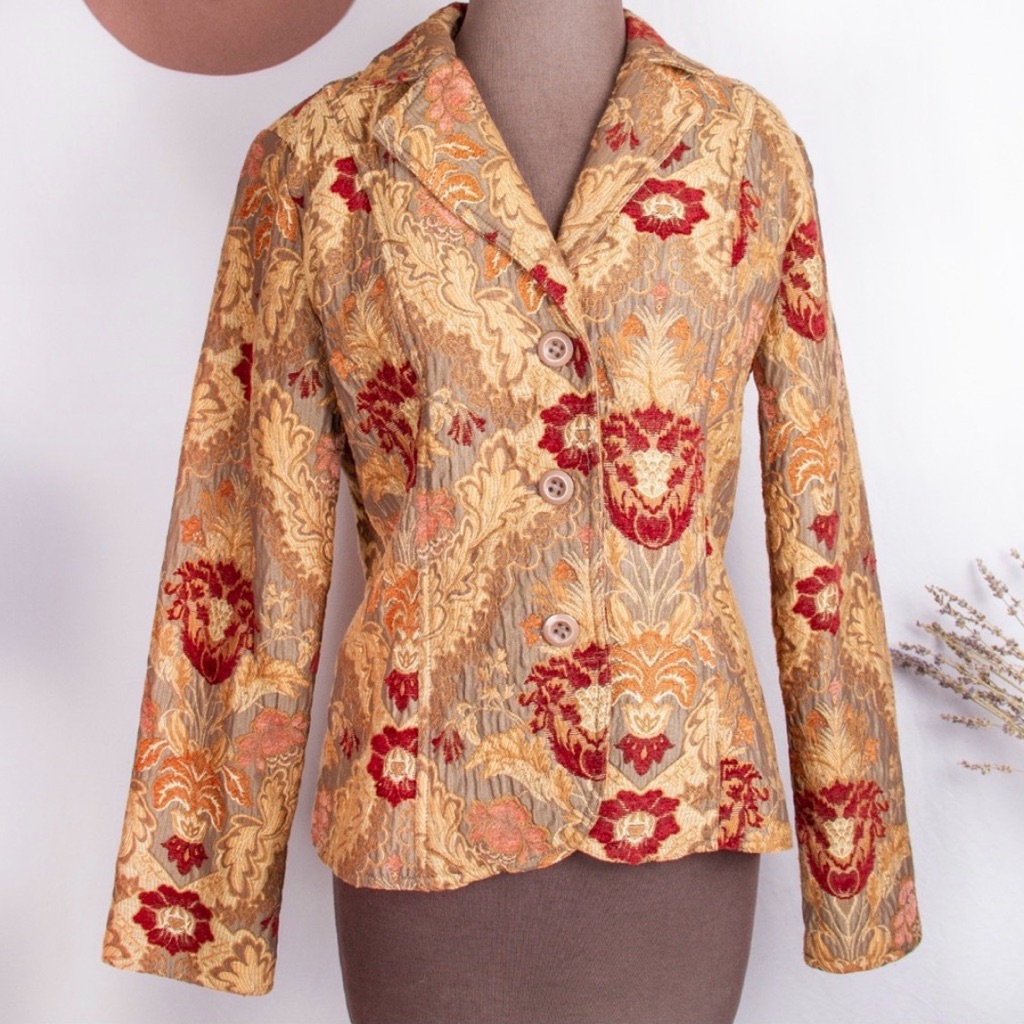 Vintage Floral Tapestry Blazer